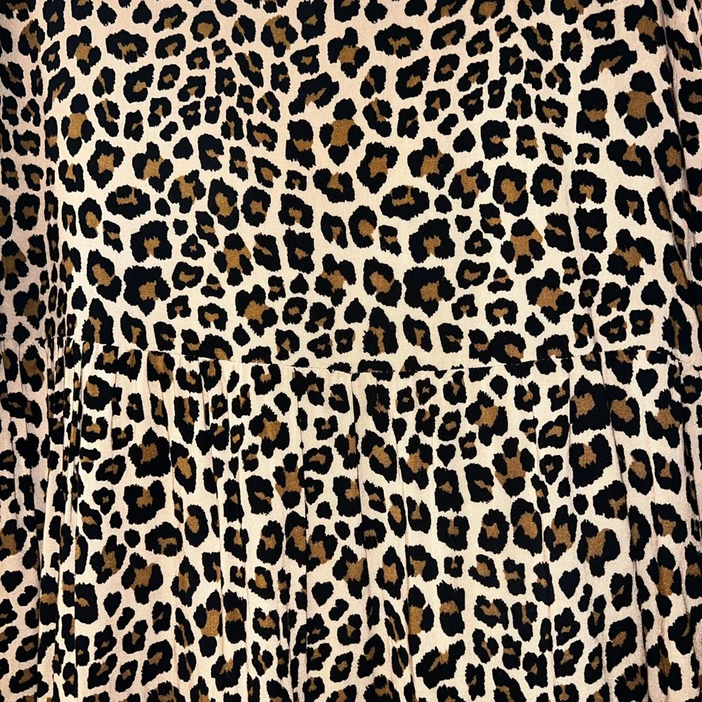 BUNDLE 5 for $50 👗👚 👖 
Leopard Print Tiered Dress - Picture 2 of 2